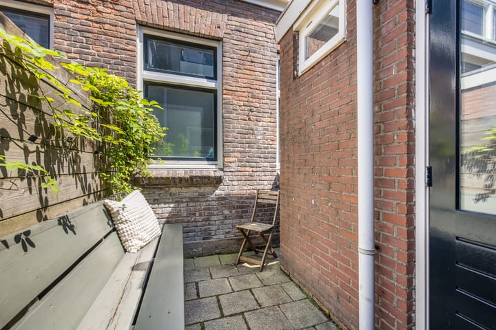 Tussenwoning te koop: Beukstraat 6, Utrecht