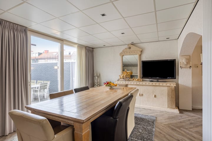 Hoekwoning te koop: Jan Evertsenstraat 35, Tilburg