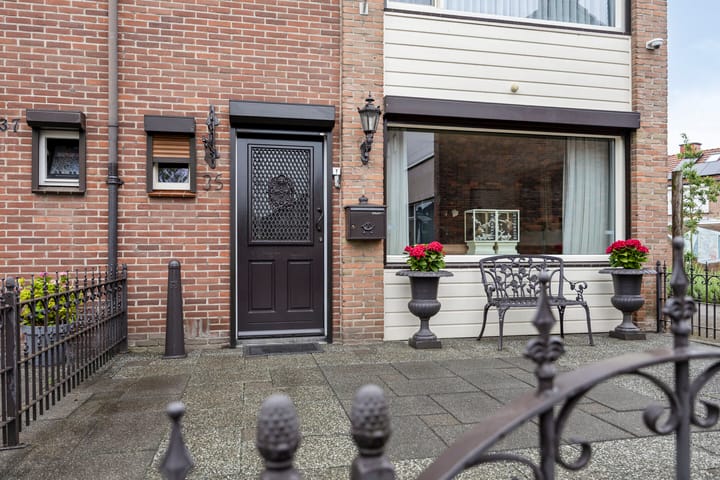Hoekwoning te koop: Jan Evertsenstraat 35, Tilburg