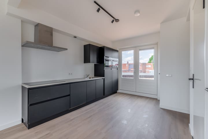Appartement te koop: Dorpsstraat 45, Uithoorn