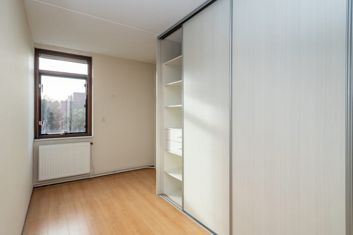 Tussenwoning te koop: Jeneverbes 12, Rotterdam