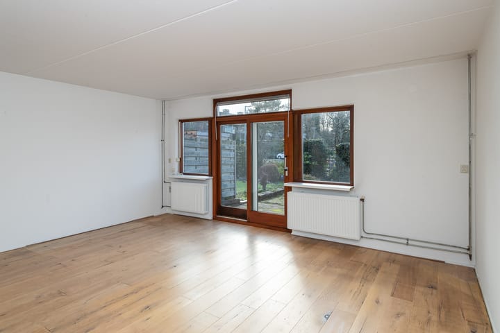 Tussenwoning te koop: Jeneverbes 12, Rotterdam