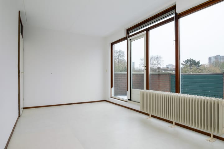 Tussenwoning te koop: Jeneverbes 12, Rotterdam