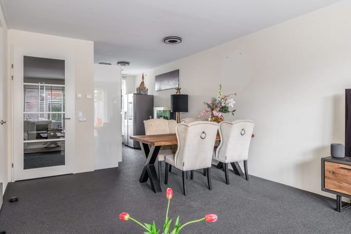 Tussenwoning te koop: Honselaarsdijkstraat 23, Zevenhuizen (Zh)