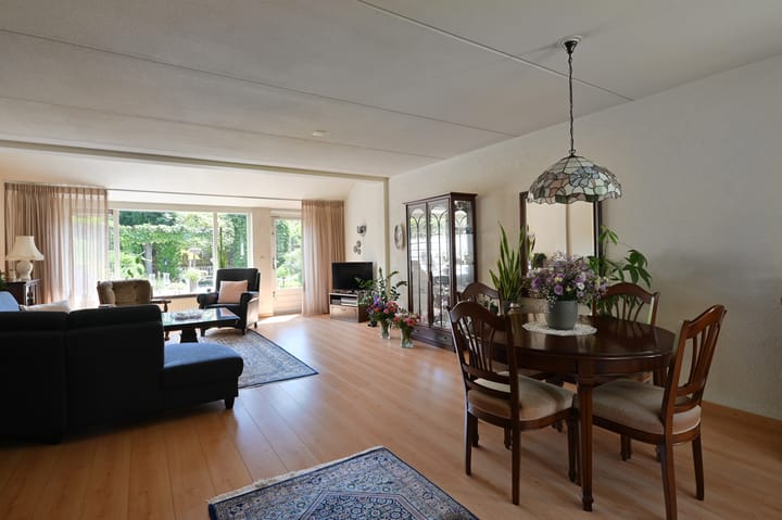 Hoekwoning te koop: Alexandriet 10, Mijdrecht