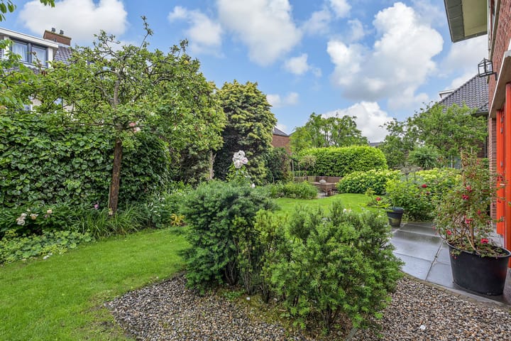 Vrijstaande woning te koop: Hof van Naeltwijck 17, Nootdorp