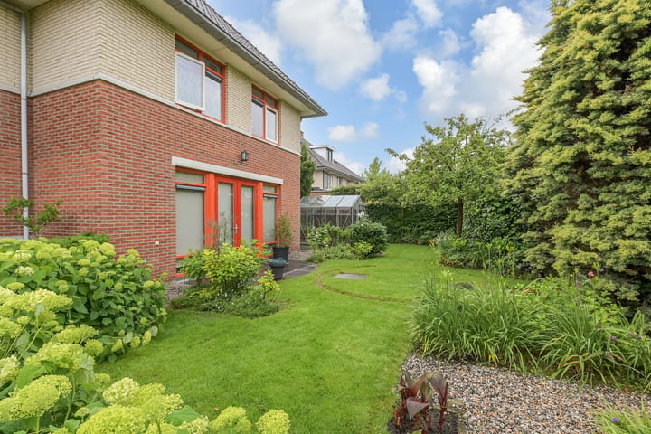 Vrijstaande woning te koop: Hof van Naeltwijck 17, Nootdorp