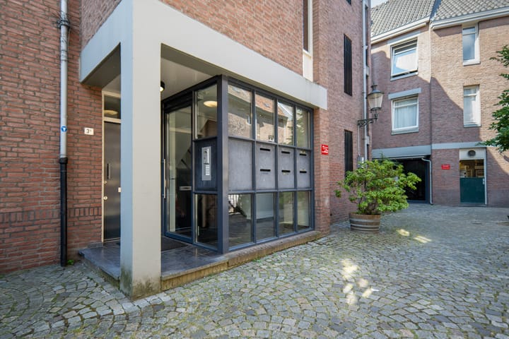 Appartement te koop: Bisschopsmolengang 3A, Maastricht