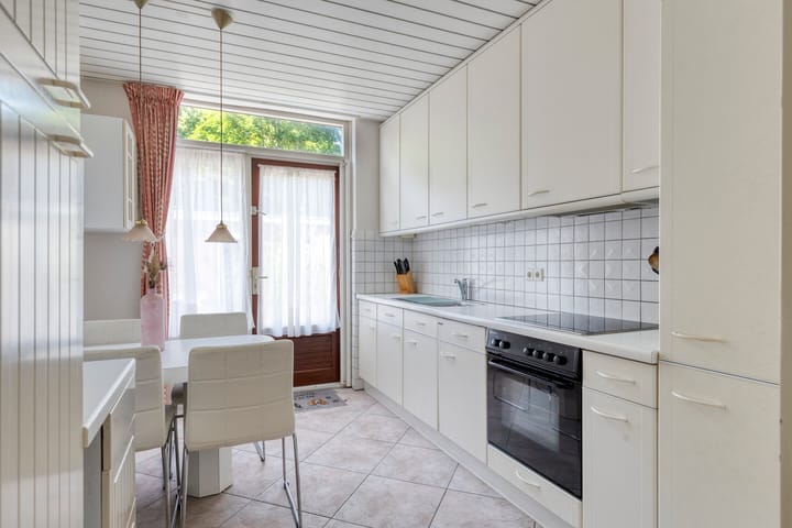 Tussenwoning te koop: Sabinastraat 3, Nieuw-Beijerland