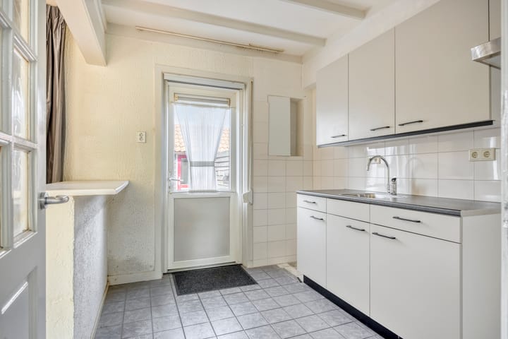 Tussenwoning te koop: Valkenbergstraat 47, Made
