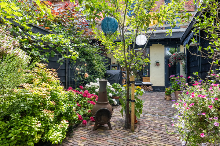 Twee-onder-één-kap te koop: Emmastraat 30, Groningen