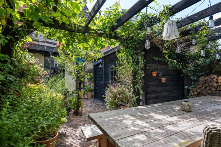Twee-onder-één-kap te koop: Emmastraat 30, Groningen