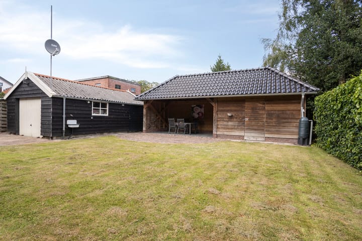 Vrijstaande woning te koop: Singel 1, Oldeberkoop