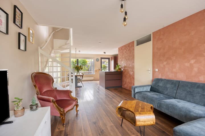 Tussenwoning te koop: Zonnehof 22, Heerhugowaard