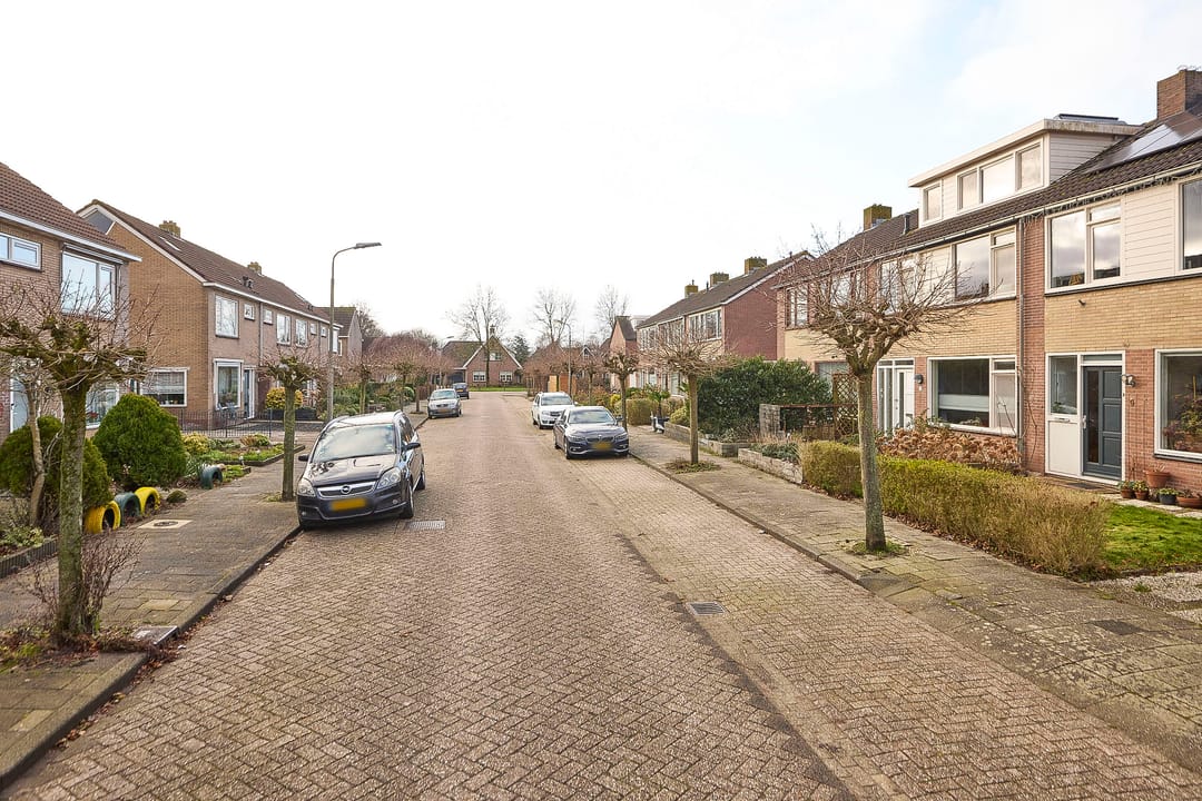 Photo 53 of Johannes Poststraat 11