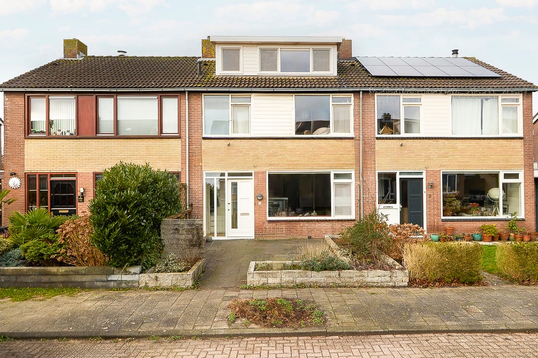 Photo 1 of Johannes Poststraat 11