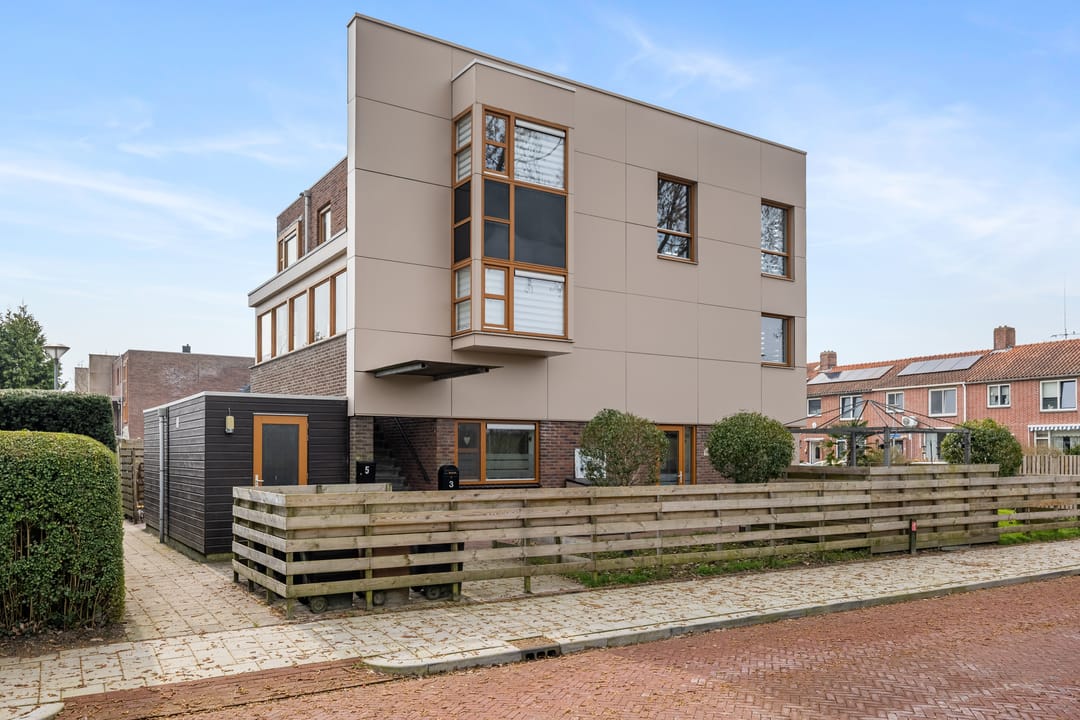 Foto 1 van Azaleastraat 5