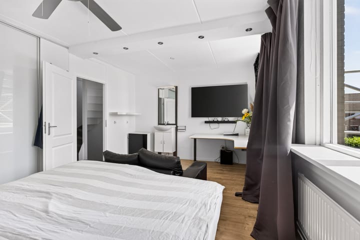 Hoekwoning te koop: Marxsingel 38, Arnhem