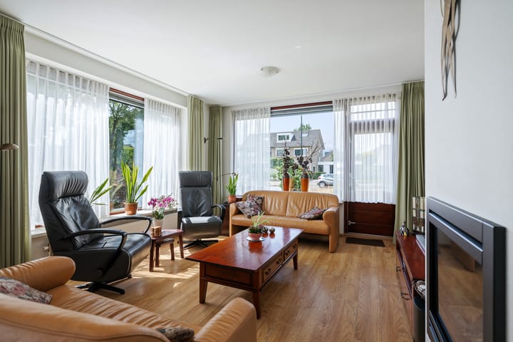 Vrijstaande woning te koop: Symfoniestraat 3, Apeldoorn