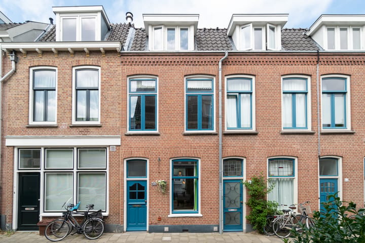 Tussenwoning te koop: Goedestraat 58, Utrecht