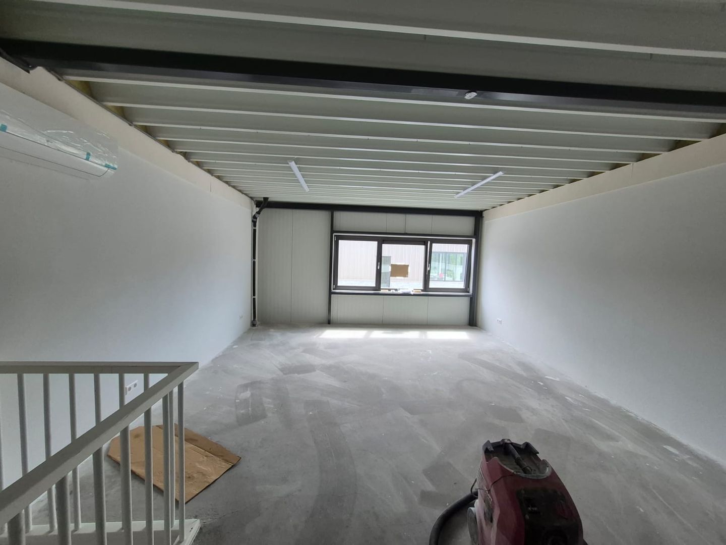 View photo 4 of Overvliet 176-G