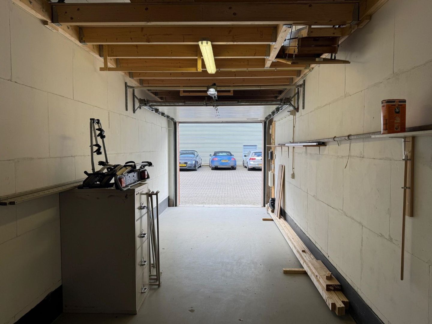 Bekijk foto 3 van Einthovenstraat 41