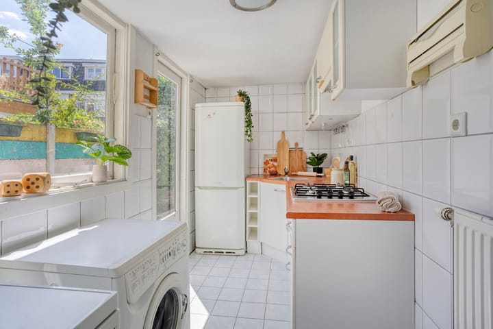 Tussenwoning te koop: Bollenhofsestraat 99, Utrecht