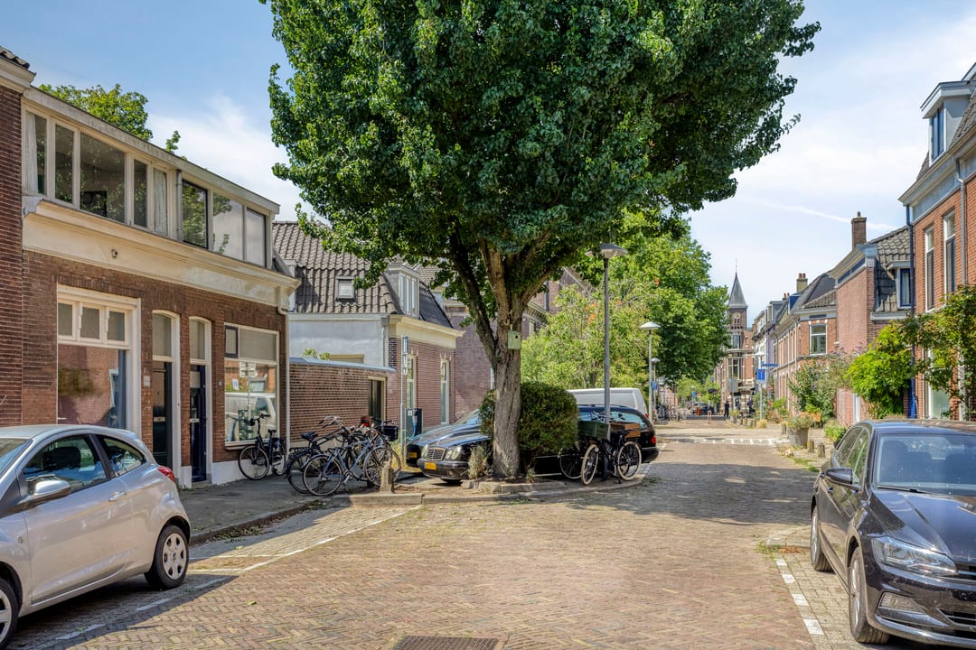 Photo 32 of Bollenhofsestraat 99
