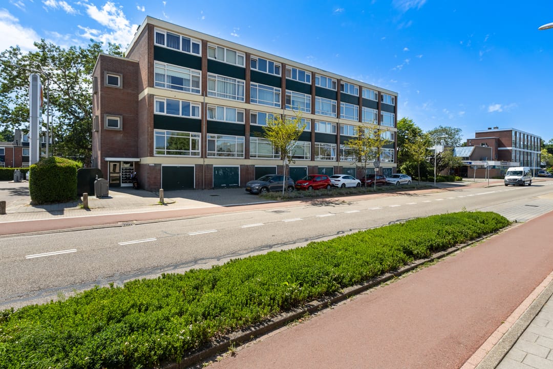 Photo 28 of Burgemeester Aalberslaan 94-A