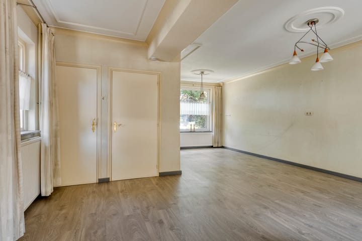 Twee-onder-één-kap te koop: Kloosterstraat 34, Helden