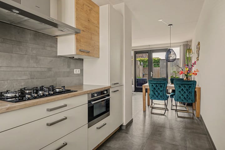 Tussenwoning te koop: Meerval 101, Schagen