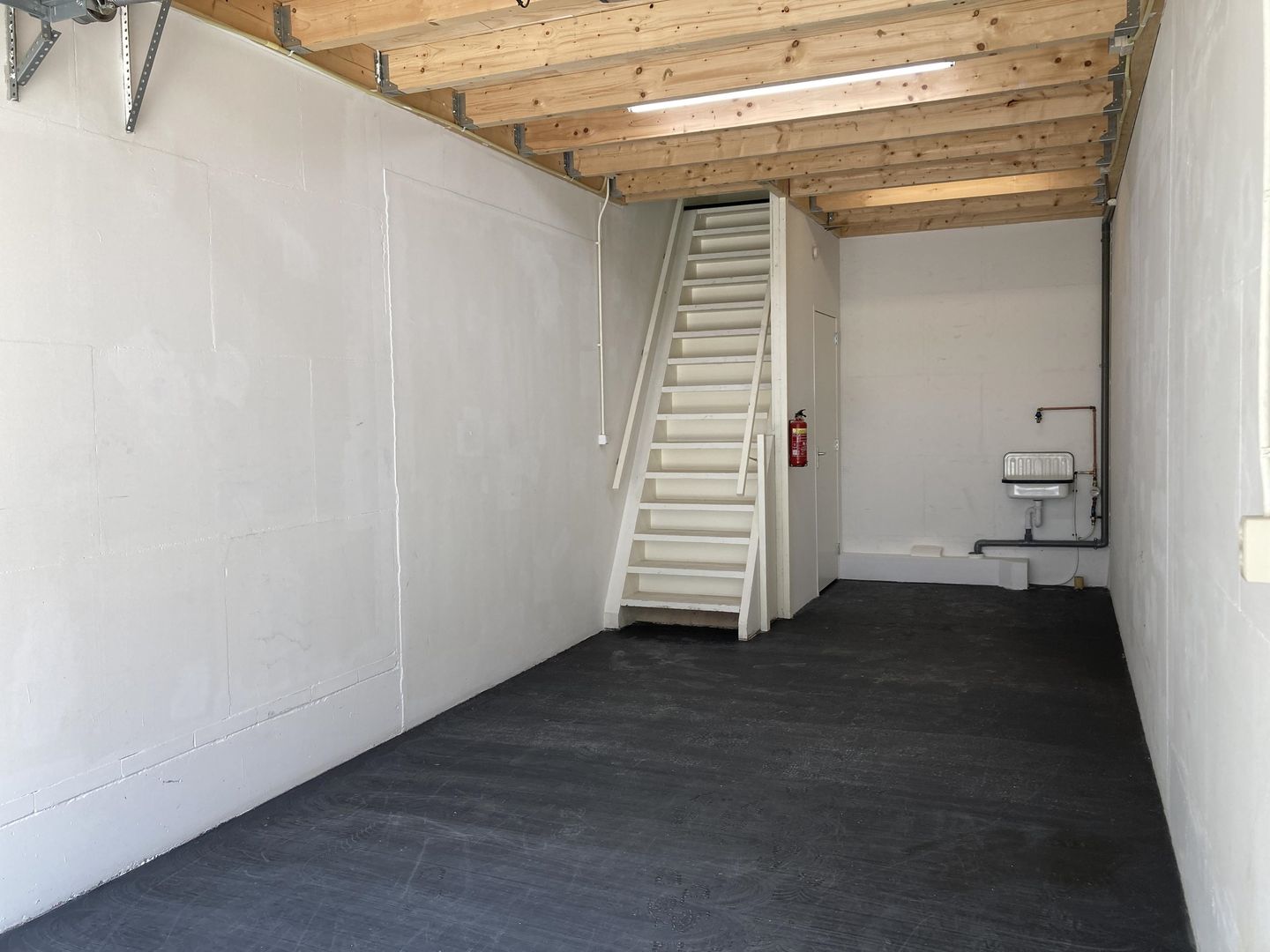 View photo 5 of Einthovenstraat 31