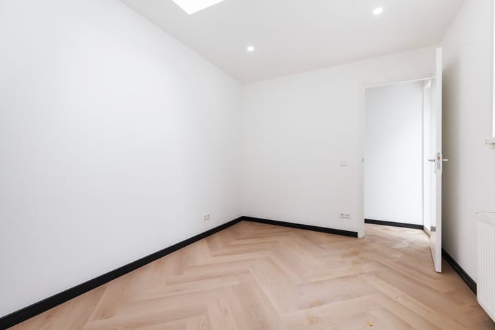 Appartement te koop: Scheepersstraat 136, 'S-Gravenhage