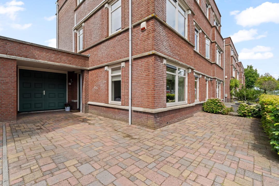 Foto 7 van Laan van Magisch Realisme 11-B