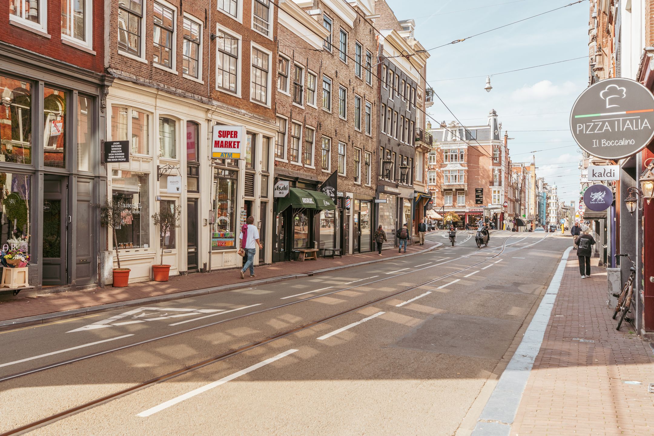 Photo 42 of Huddestraat 7-C