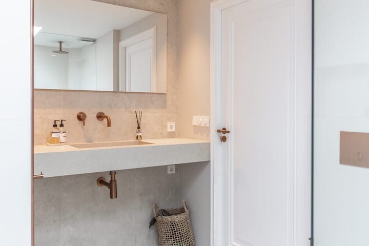Appartement te huur: Spinozastraat 21-3, Amsterdam
