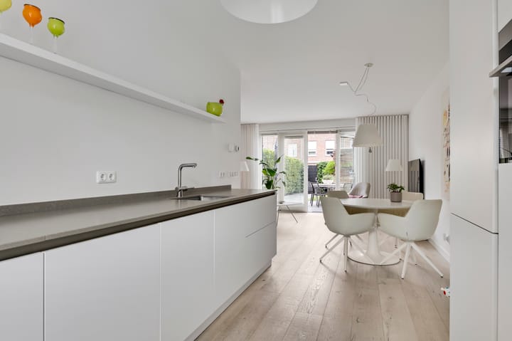 Tussenwoning te koop: Jonkheer Ruysstraat 48, Maastricht