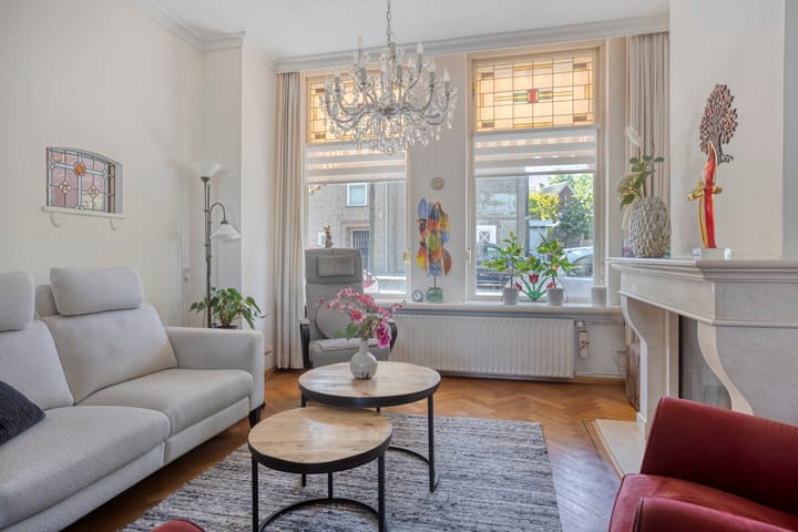 Tussenwoning te koop: Zuidsingel 54, Bergen Op Zoom