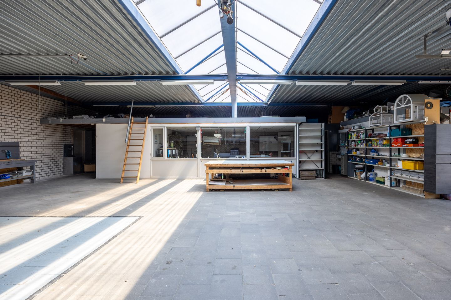 Bekijk foto 3 van Vendelstraat 6