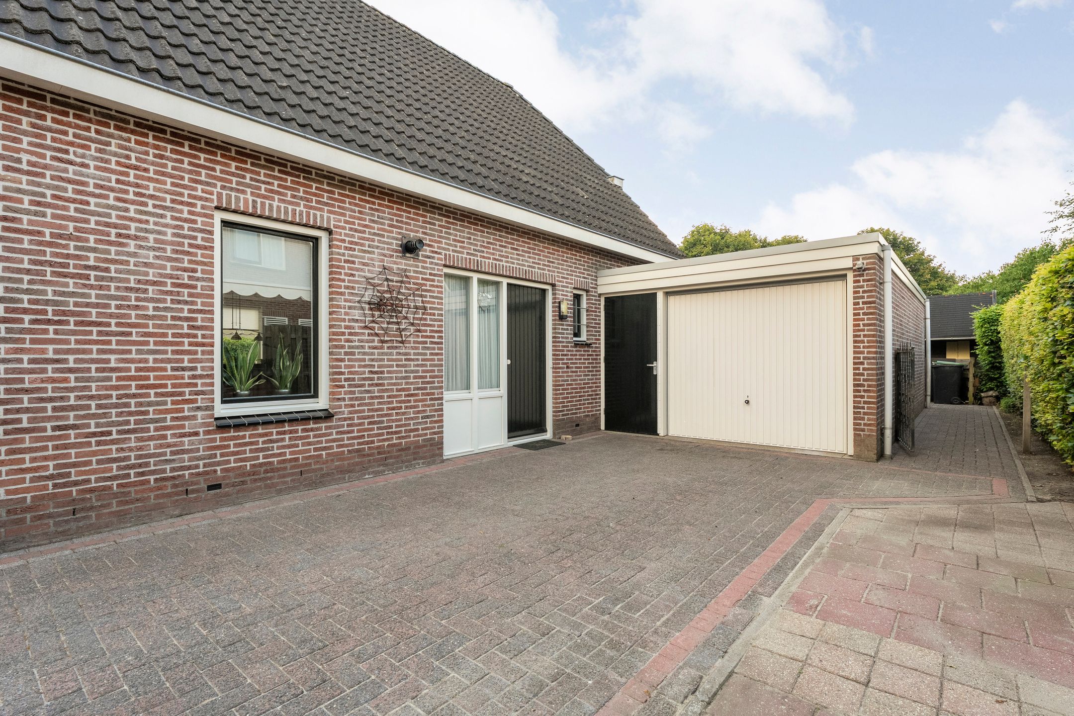 Photo 9 of Kroezenmaat 3