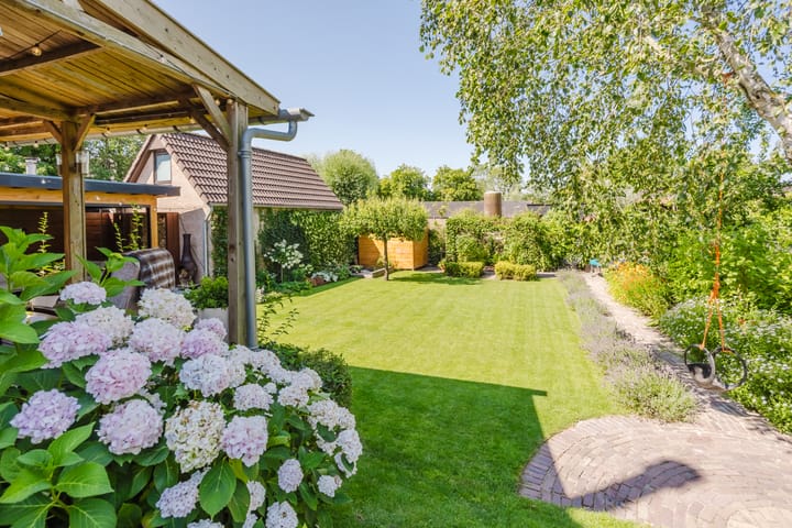 Twee-onder-één-kap te koop: Binnendams 10A, Hardinxveld-Giessendam