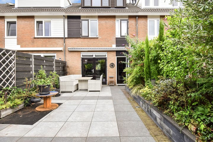 Tussenwoning te koop: J. Boezerstraat 70, 'S-Gravenhage
