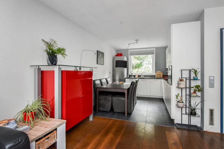 Tussenwoning te koop: J. Boezerstraat 70, 'S-Gravenhage