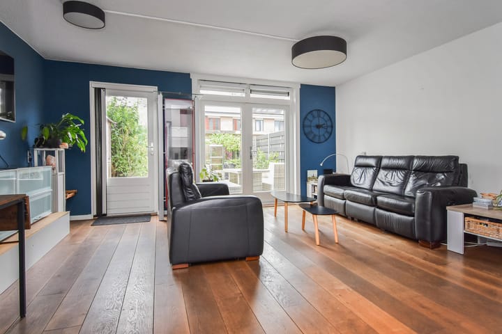 Tussenwoning te koop: J. Boezerstraat 70, 'S-Gravenhage