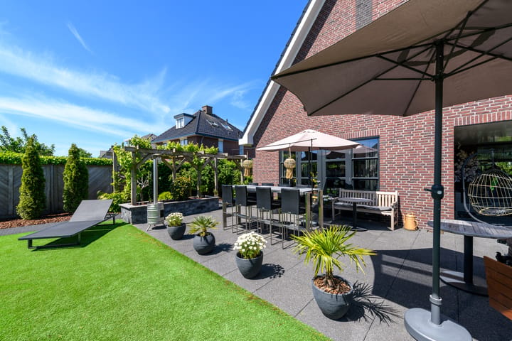 Vrijstaande woning te koop: Nienke van Hichtumweg 91, Heerenveen