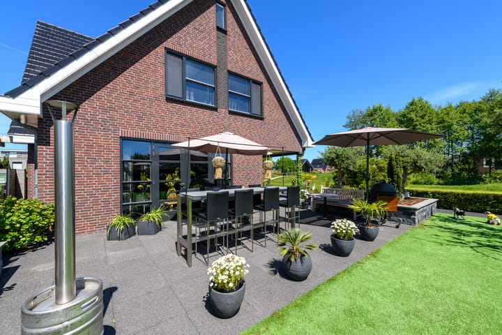 Vrijstaande woning te koop: Nienke van Hichtumweg 91, Heerenveen
