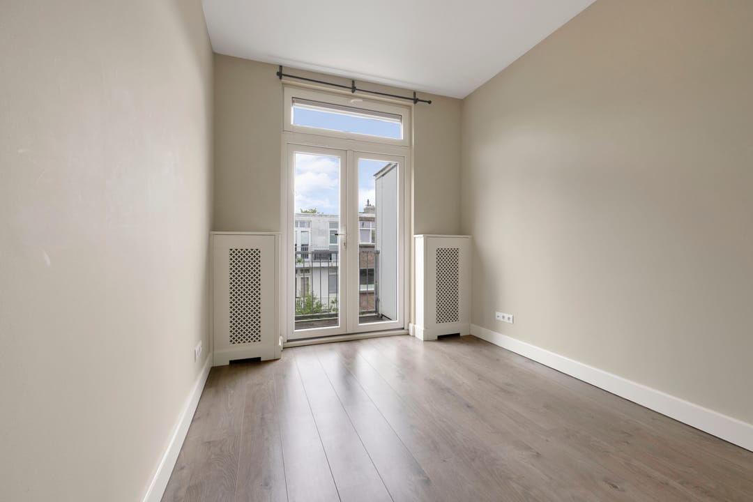Photo 11 of Bussumsestraat 177