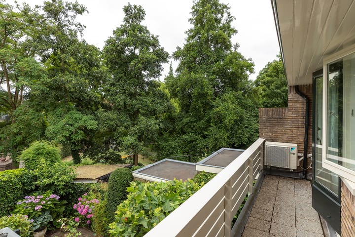 Tussenwoning te koop: Gijsbrecht van Amstelstraat 482, Hilversum