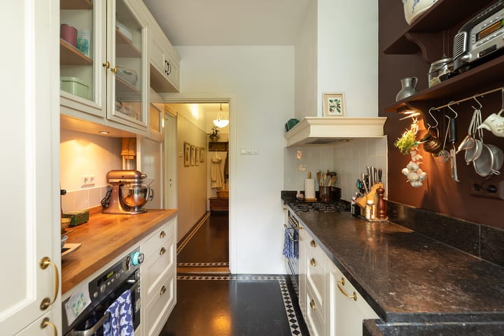 Tussenwoning te koop: Gijsbrecht van Amstelstraat 482, Hilversum
