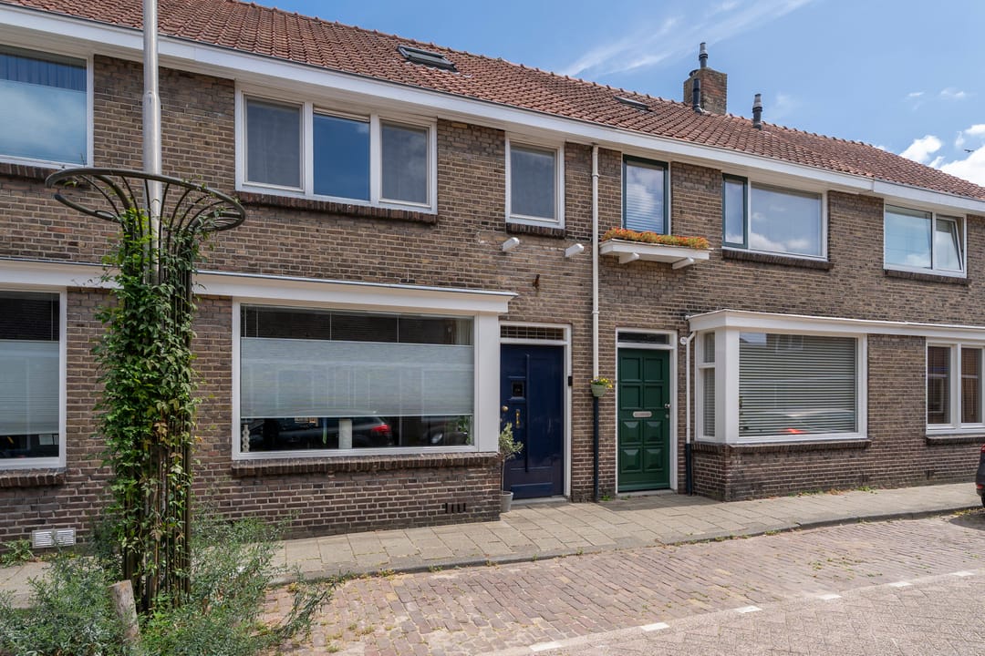 Photo 7 of Van Heutszstraat 34